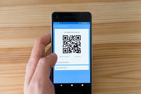 How are QR codes transforming the supply chain industry?
